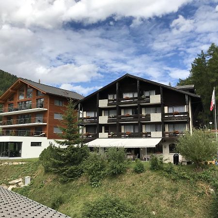 Hotel Restaurant Zur Alten Gasse Bellwald Eksteriør billede